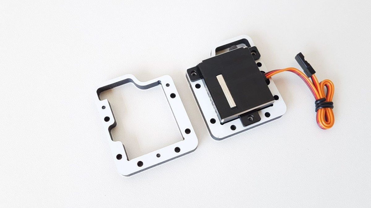 Supporto Per Servo Di Superficie PICHLER / MASTER &ndash; Coppia (C3348) Per Modellismo